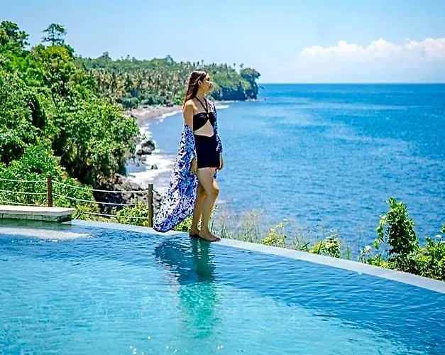 Bali Cliff Glamping 5* Ujung (Amlapura)