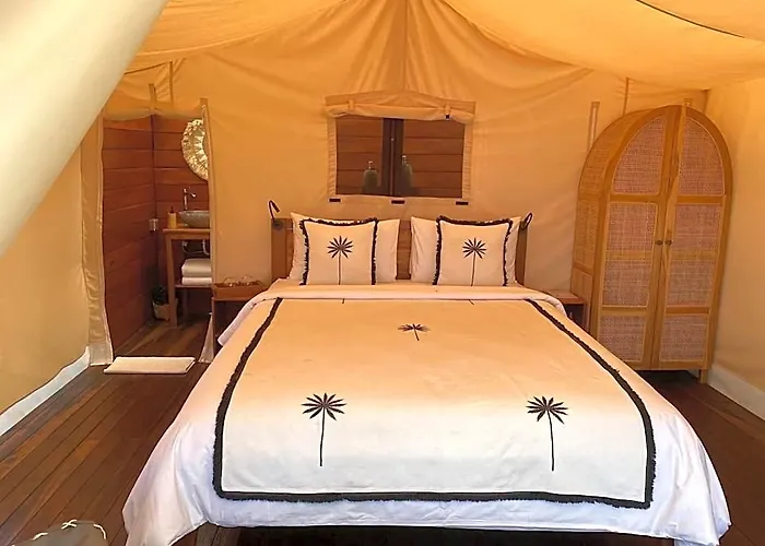 Bali Cliff Glamping Campo de lujo