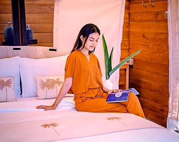 Bali Cliff Glamping Campo de lujo Ujung (Amlapura)